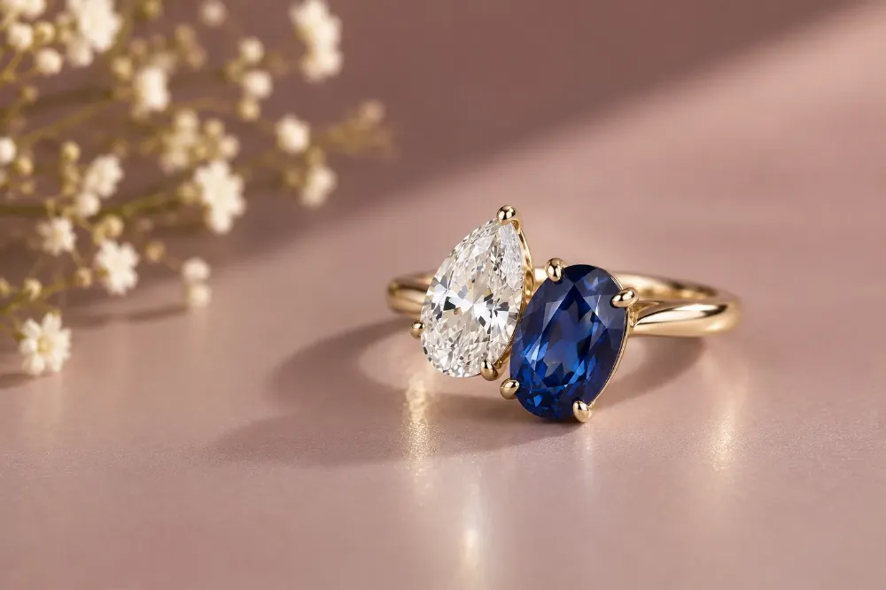 toi-et-moi-engagement-ring-at-lisy-jewelers